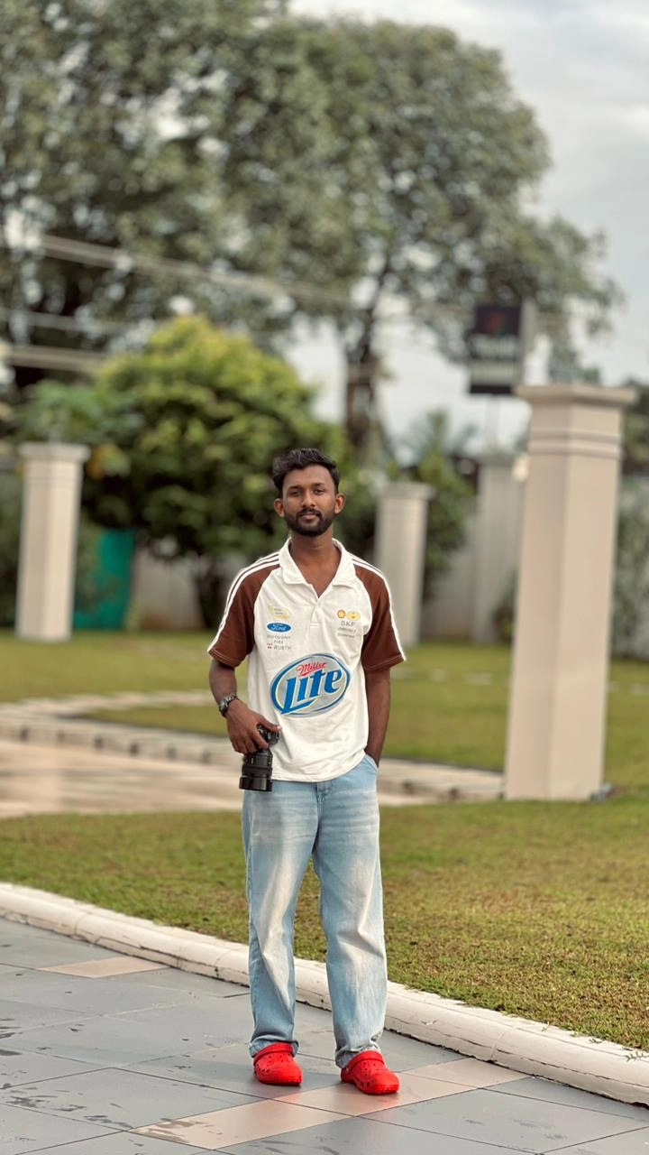 freelance digital marketing analyst in Thrissur entrepreneur logo